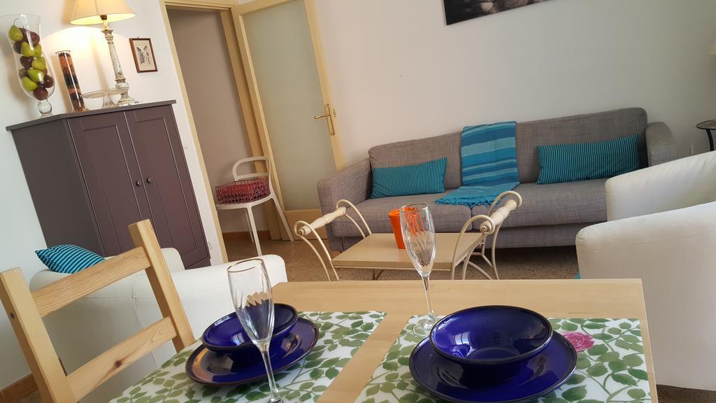 Apartamento Hector En سيدجيس المظهر الخارجي الصورة