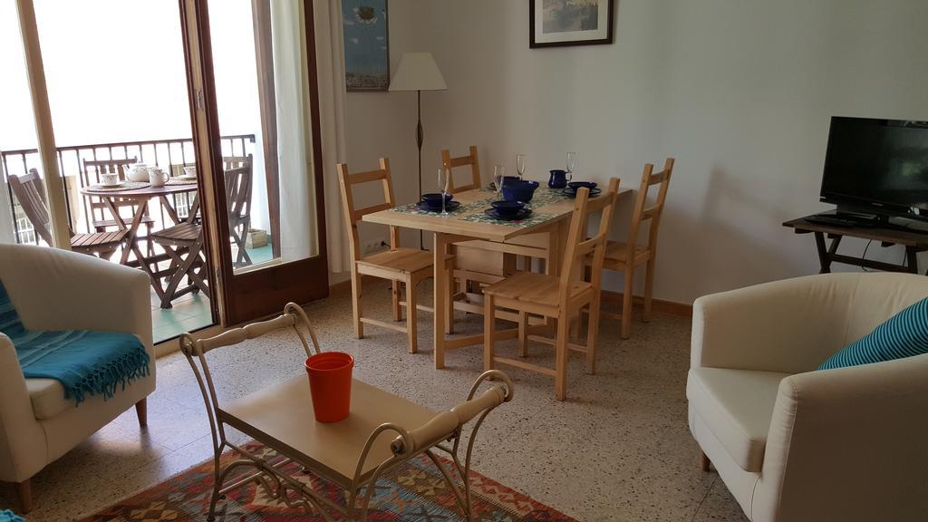 Apartamento Hector En سيدجيس المظهر الخارجي الصورة